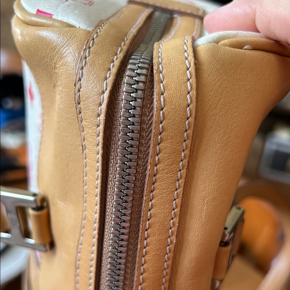 MCM Tan and White Shoulder Bag with COA - Picture 9 of 15